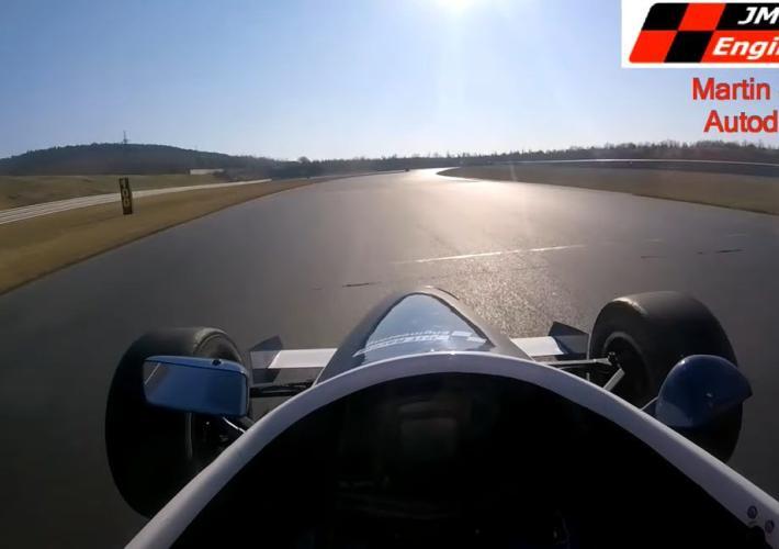 Мартин Стоянов на тест за участие в Carbonia Cup с Формула Рено 1.6